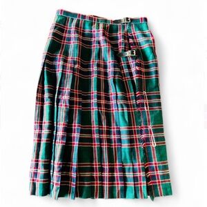 Vintage 80’s Made by renowned Hector Russell made in Scotland/ 100% Wool